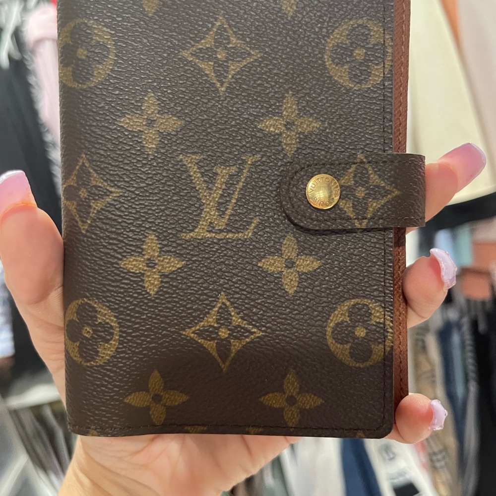 Louis Vuitton Brown Monogram Interior organizer Wallet Detail